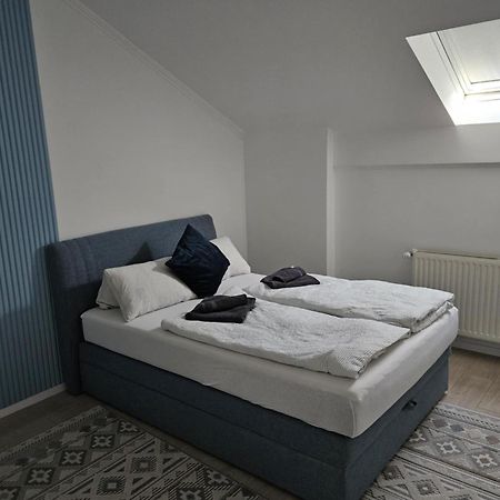 Berzsenyi Apartmanhaz Kaposvar Luaran gambar