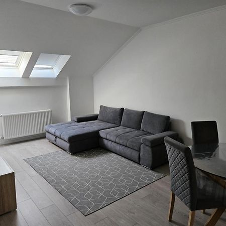 Berzsenyi Apartmanhaz Kaposvar Luaran gambar