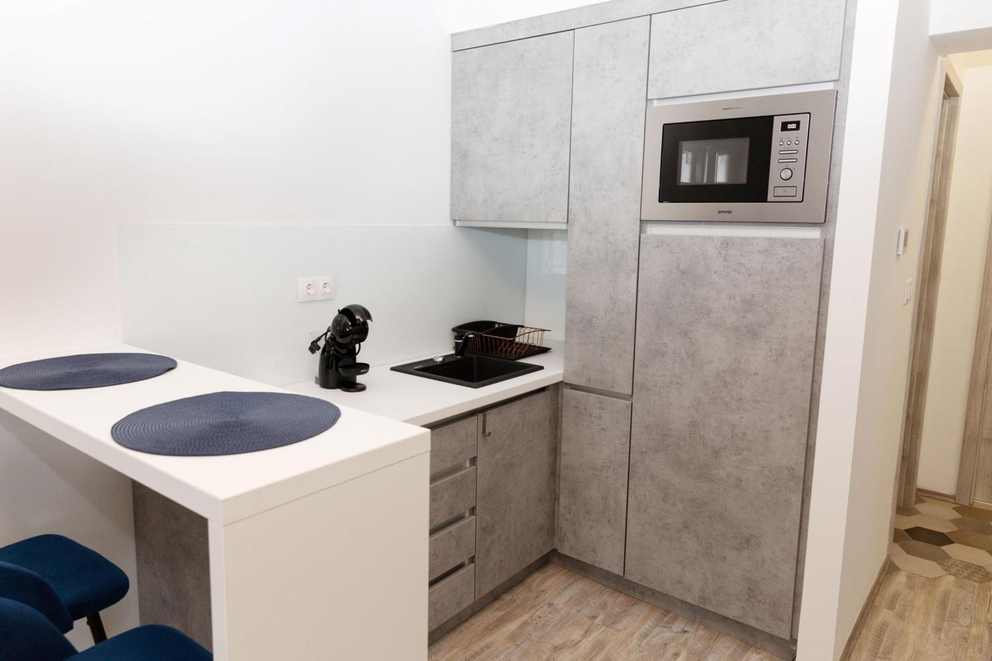Berzsenyi Apartmanhaz Kaposvar Luaran gambar