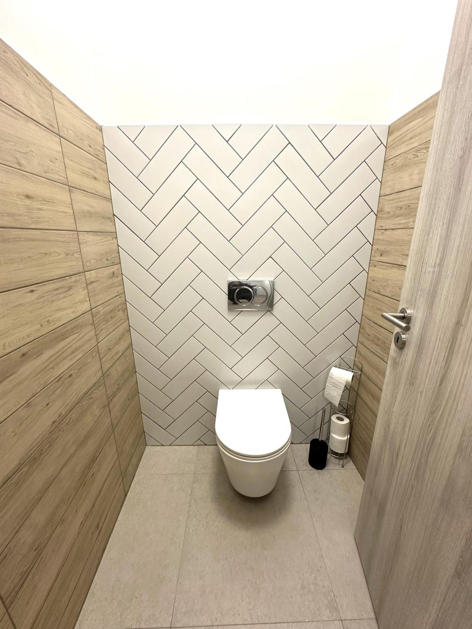 Berzsenyi Apartmanhaz Kaposvar Luaran gambar