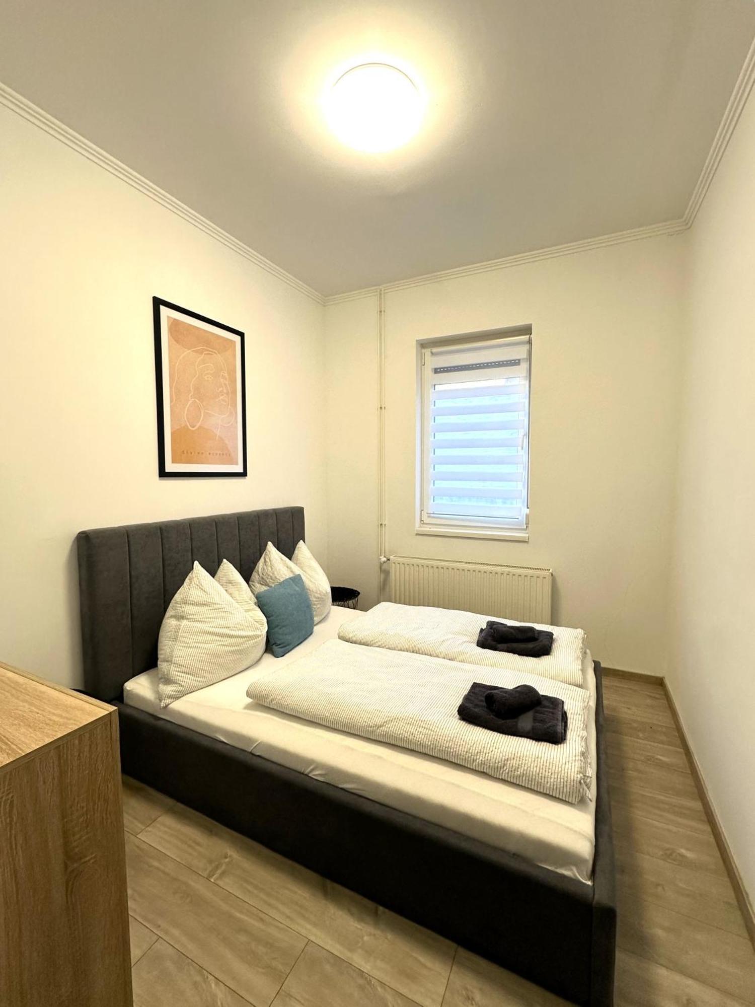 Berzsenyi Apartmanhaz Kaposvar Luaran gambar
